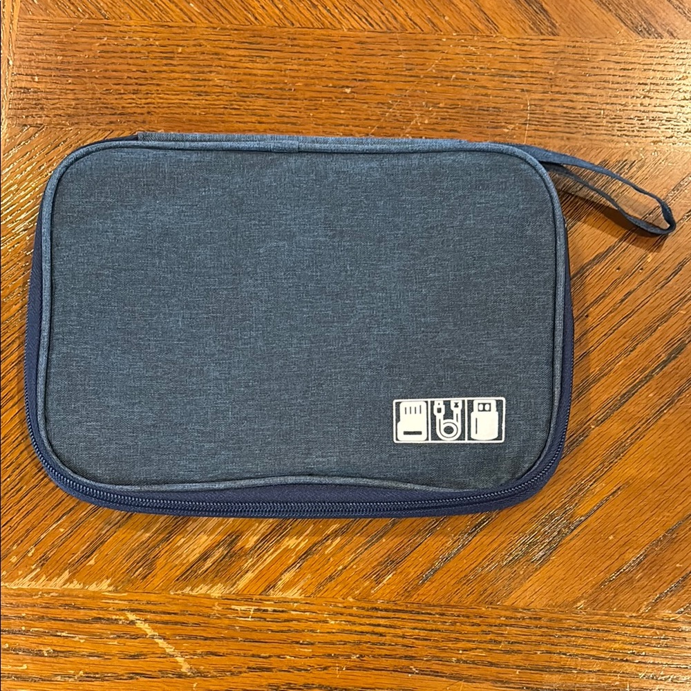 🆕 Blue Tech Organizer Pouch
